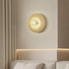 LumenArt - Elegante lampada da parete in resina artificiale di alta qualità per spazi abitativi moderni