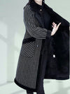 Dames Winterjas met Pluche Voering in Zwart en Wit Corduroy – Elegant Dubbel Borstig Design met Praktische Zakken (5) 