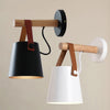 Lampada da parete Nordisk in legno