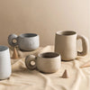 Elegante Steingut-Tasse - Für warme Getränke und mehr