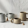 Elegante Steingut-Tasse - Für warme Getränke und mehr