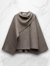 Luxe Cape Coat van Hoogwaardige Stof – Tijdloos en Elegant, Vrije Snit voor Comfort en Stijl, Geschikt voor Elk Seizoen | Grijs