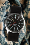 Militair Horloge met Nylon Band en Datumweergave - Lichtgewicht en Duurzaam voor Dagelijks Gebruik 5