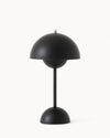 Lampada LED Dimmerabile Scandinava – Illuminazione Elegante e Funzionale