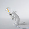 Lampada da scrivania con topi carini