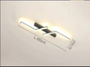 Moderna lampada da soffitto LED - SleekGlow con elegante illuminazione a linee