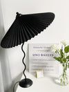 ModernWave Lampada - Illuminazione Artistica e Elegante