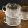 Tazza da tè in vetro LuxeSip - Design goffrato con linee dorate
