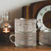 Tazza da tè in vetro LuxeSip - Design goffrato con linee dorate