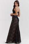 Zavando – Elegantes, weibliches Maxikleid aus Spitze