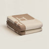 LuxeCozy Coperta - Elegante e Confortevole Misto Lana-Cashmere