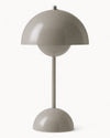 Lampada LED Dimmerabile Scandinava – Illuminazione Elegante e Funzionale