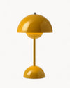 Lampada LED Dimmerabile Scandinava – Illuminazione Elegante e Funzionale