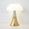 RetroLuxe - Illuminazione Classica con Tecnologia Moderna