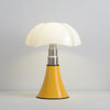 RetroLuxe - Illuminazione Classica con Tecnologia Moderna
