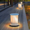 Lanterna metallica intrecciata LED impermeabile bianca moderna lampada solare per il giardino