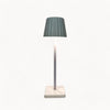 Lampada da tavolo LED wireless – Illuminazione flessibile per spazi abitativi moderni