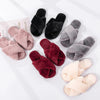 Noordse Cozy Cross Band Slippers