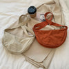 Koozy | Modische Dumpling-Tasche für jedes Outfit